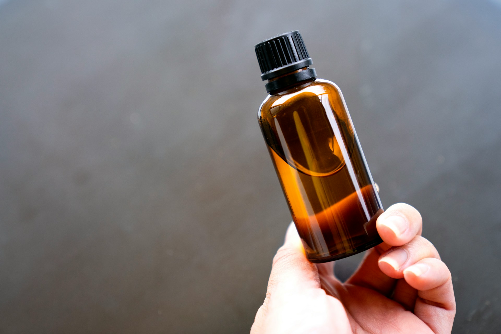 You are currently viewing 3 BEST NATURAL OILS FOR BODY MASSAGE